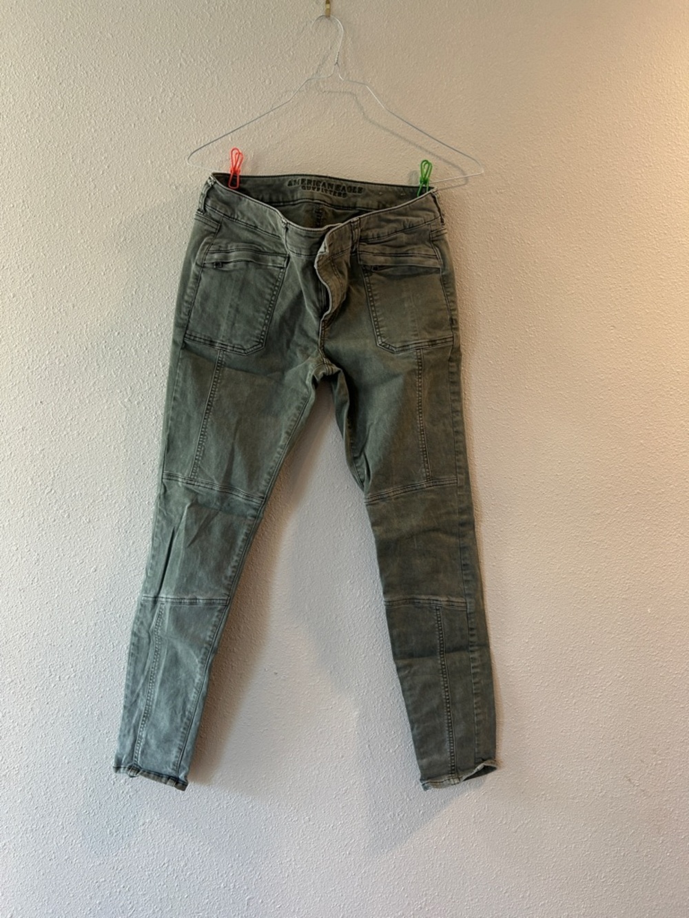 American Eagle Women’s Olive Green Utility Skinny Pants USED